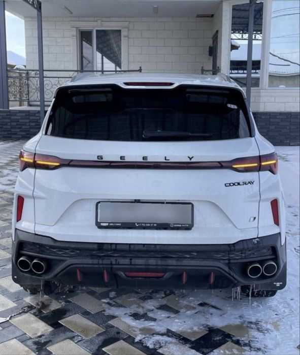 Продам автомобиль Geely Coolray 2024 машина