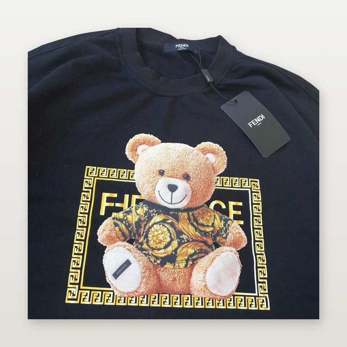 Fendi блуза crewneck черна с мече принт XL – нова