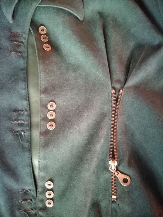 Запазени дамски сака, размер S и М