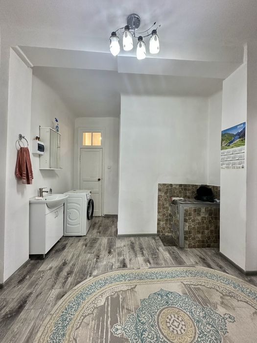 Продаётся  дом в центре города!