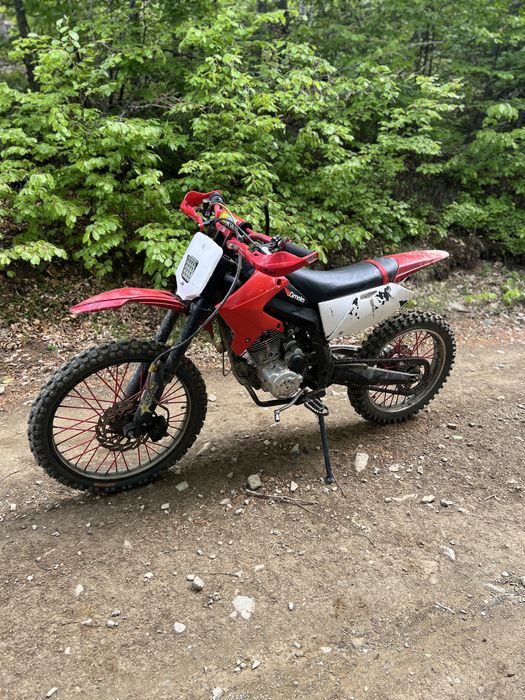 Vând enduro cross 200cc 4t
