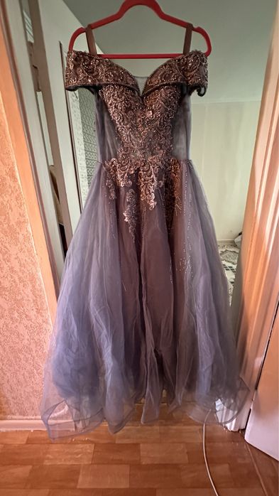 Платье бальное