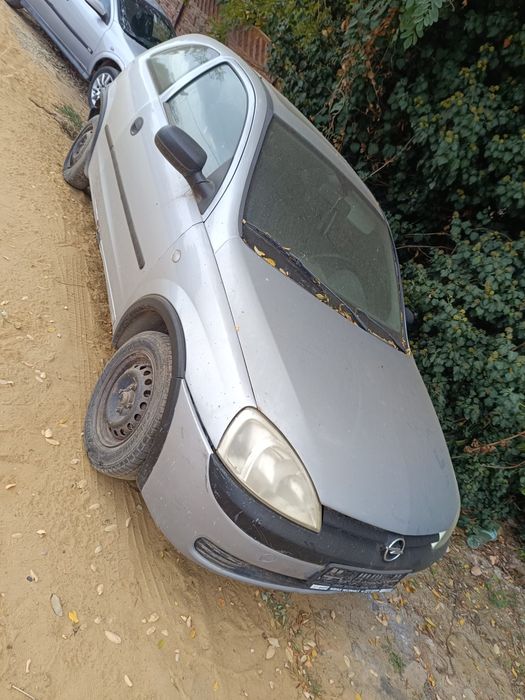 Dezmembrez opel corsa c motor 1.0