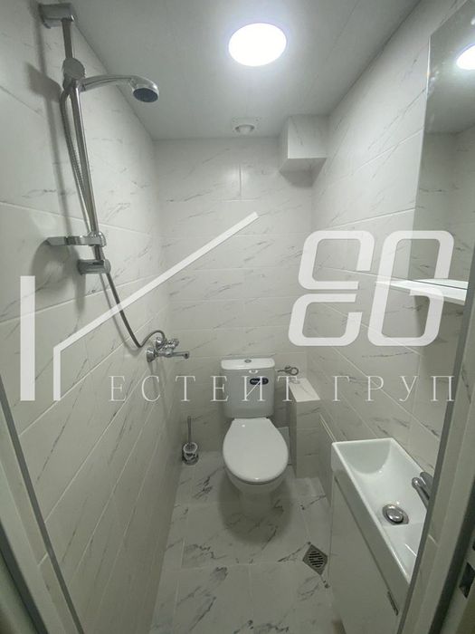 Дава се под наем Офис в Варна, Колхозен пазар - 49 кв.м за 382.5 € - Снимка #8