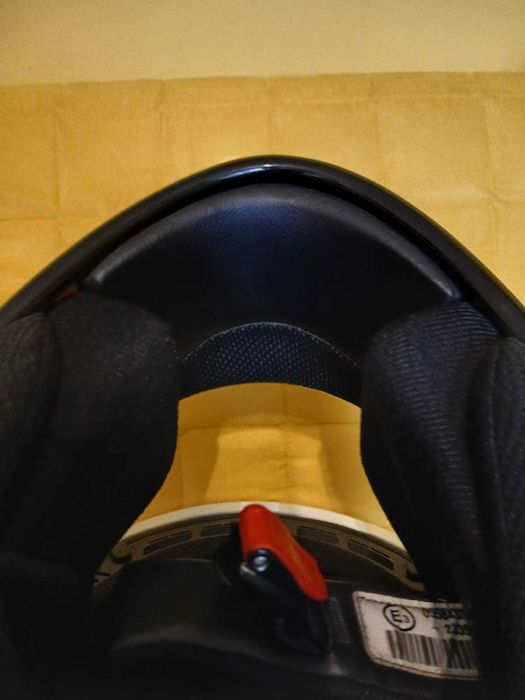 Каска за мотор Airoh