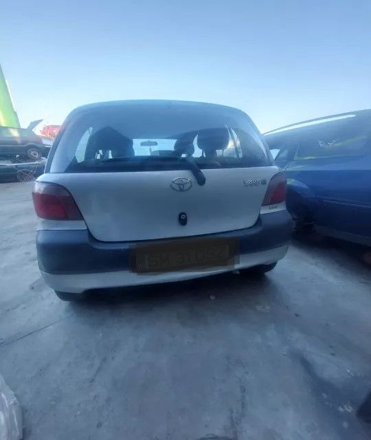 Aripa fata stanga Toyota Yaris P1