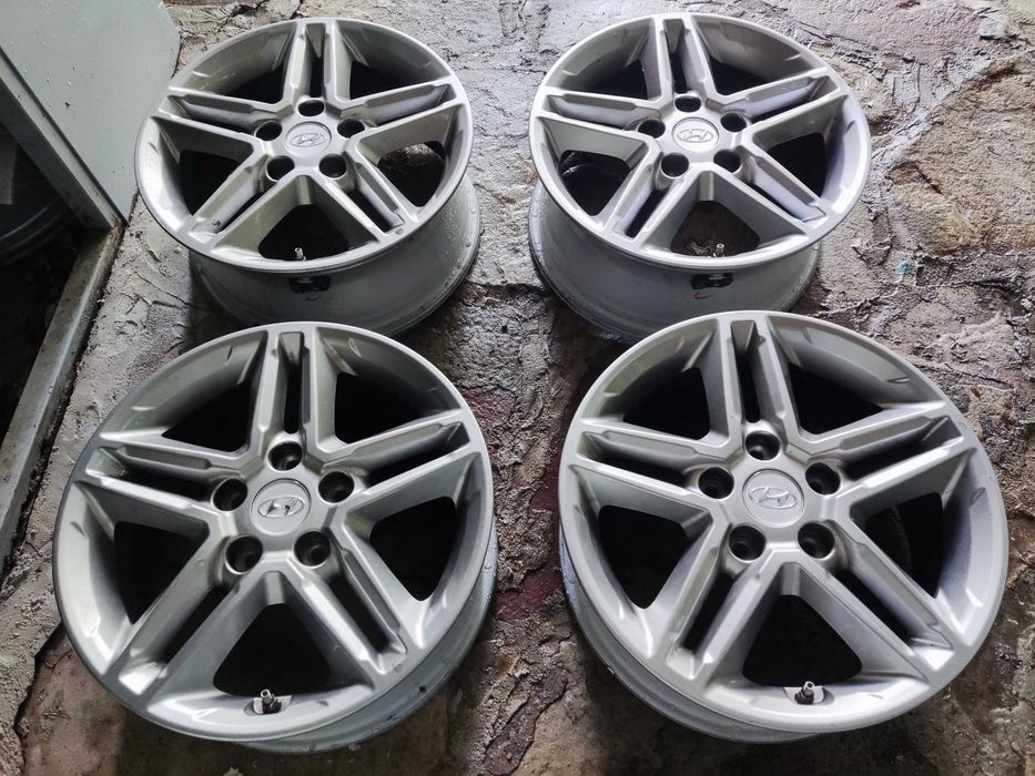 Hyundai 16 цoла 5х114,3 оригинални лeти джaнти за Хюндай 5x114,3 .