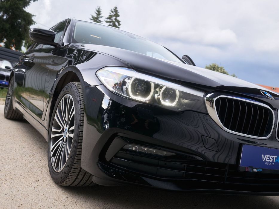 BMW Seria 5 BMW 530e/Sport Line/HUD/Camere 360/Incalzire fata-spate/Istoric/LED
