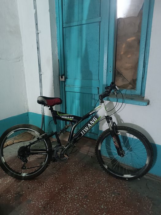 Велосипед спортивный