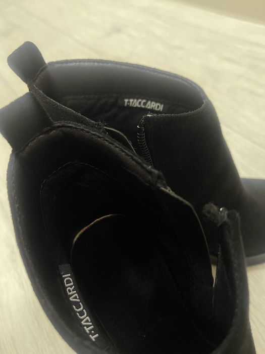 Ботильоны черные замшевые