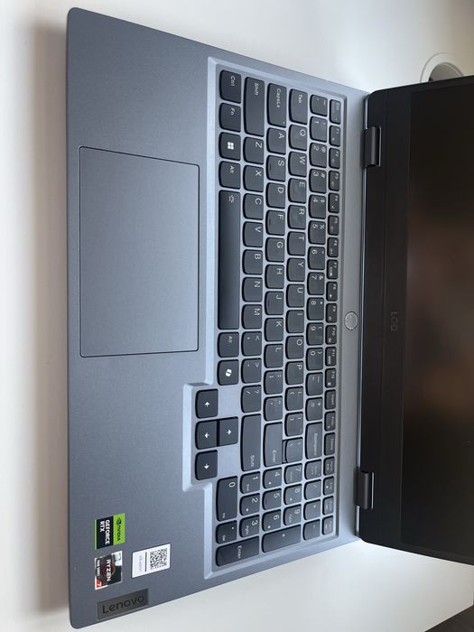 Laptop Gaming Lenovo LOQ 15ARP9, Ryzen 7, RTX 4060 ,16GB RAM 512GB SSD