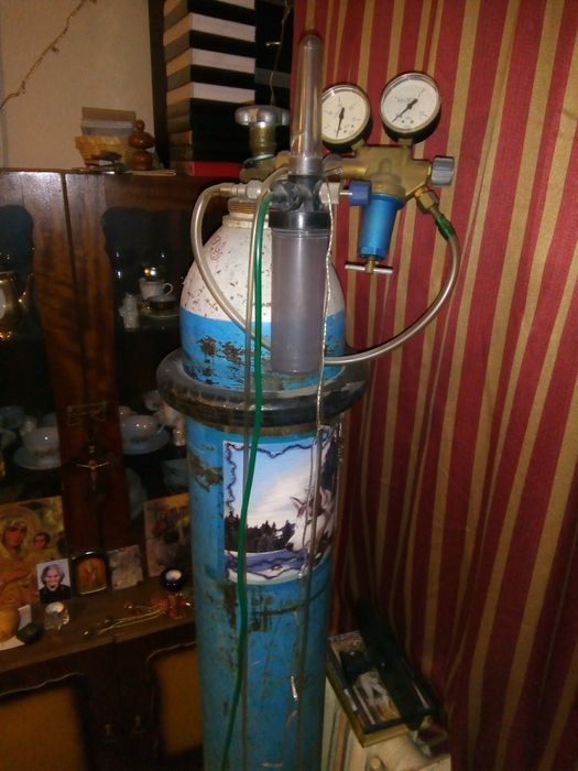 Кислородна бутилка с накрайници