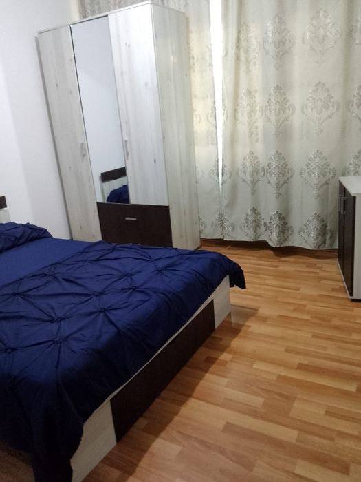 Inchiriez apartament