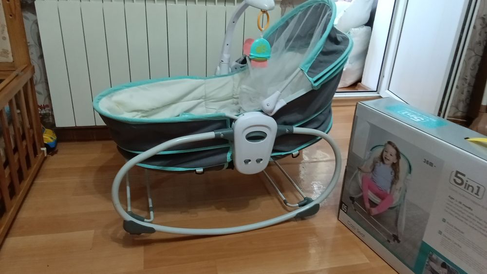 Шезлонг-Кровать качалка 5в 1