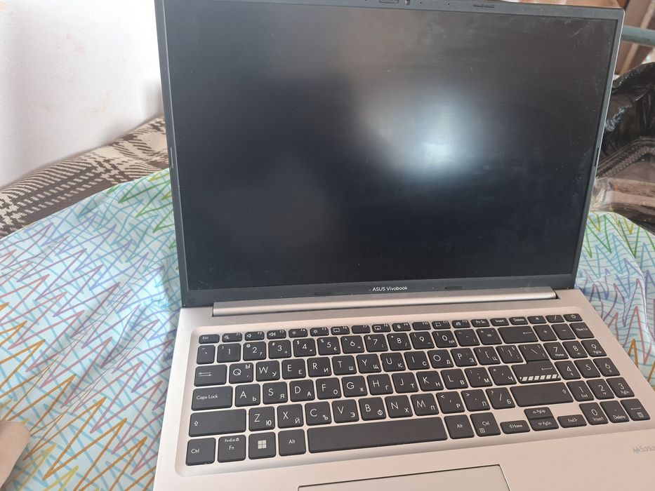 ASUS Vivobook – Ryzen 5 7530U, 16GB RAM, 512GB SSD – Като нов!