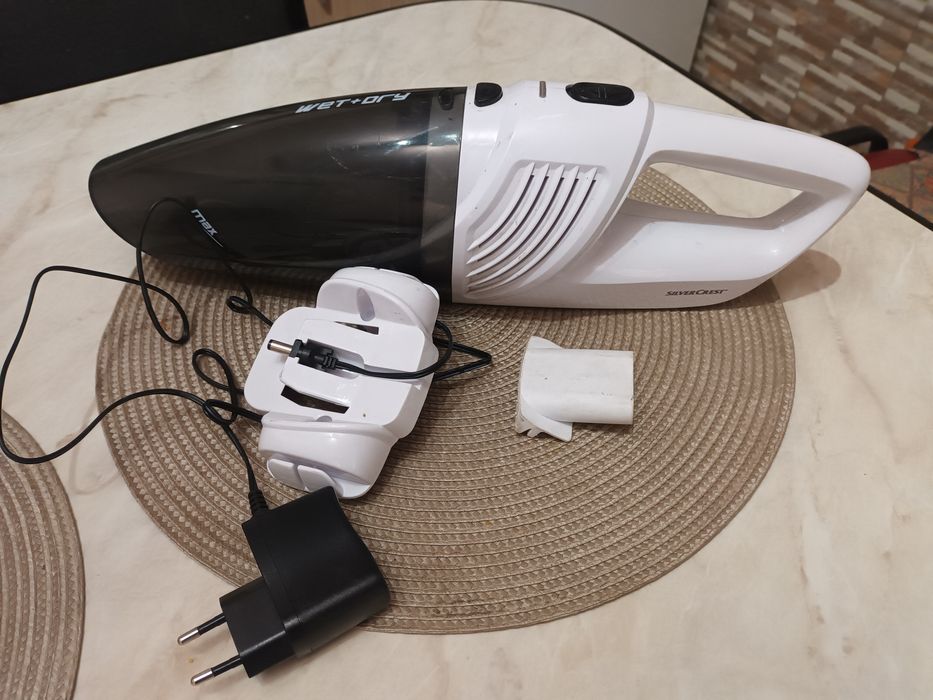 Aspirator auto cu filtru