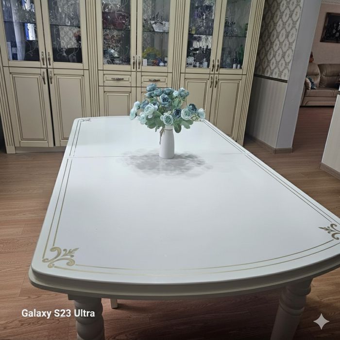 Продам большой раскладной стол