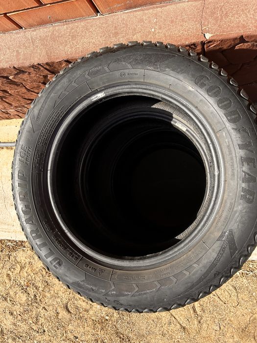 215/60R16 зимние шины