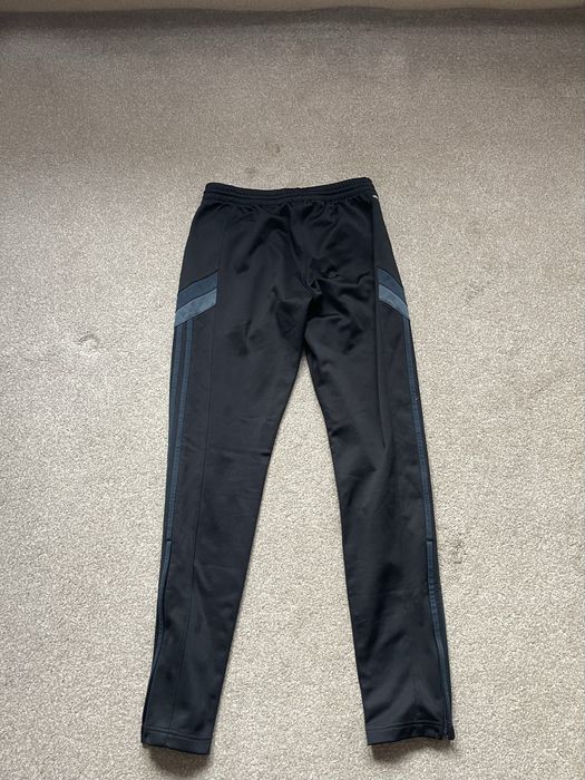 Анцуг(ватиран) Адидас !!