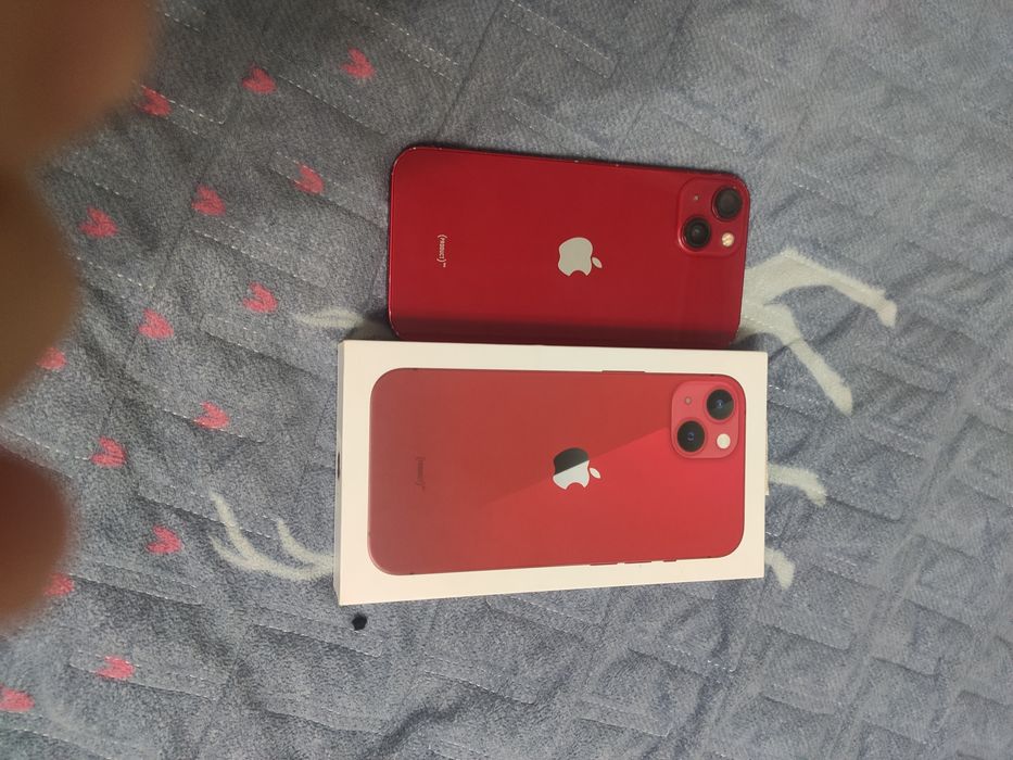 Iphone 13 red идеал