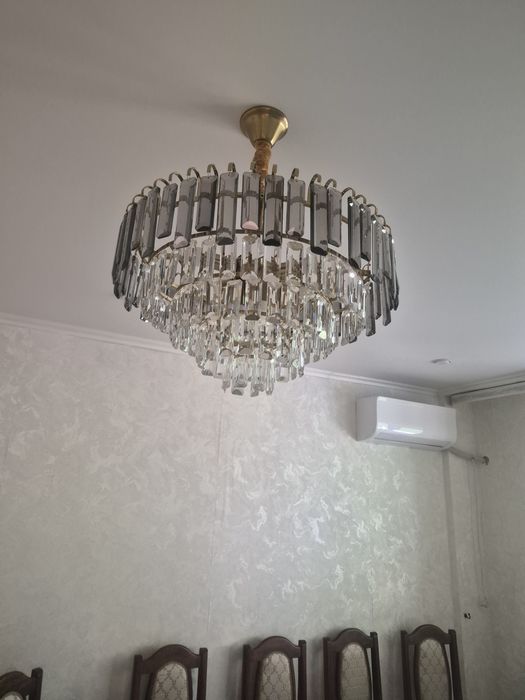 Люстра хорошего качества