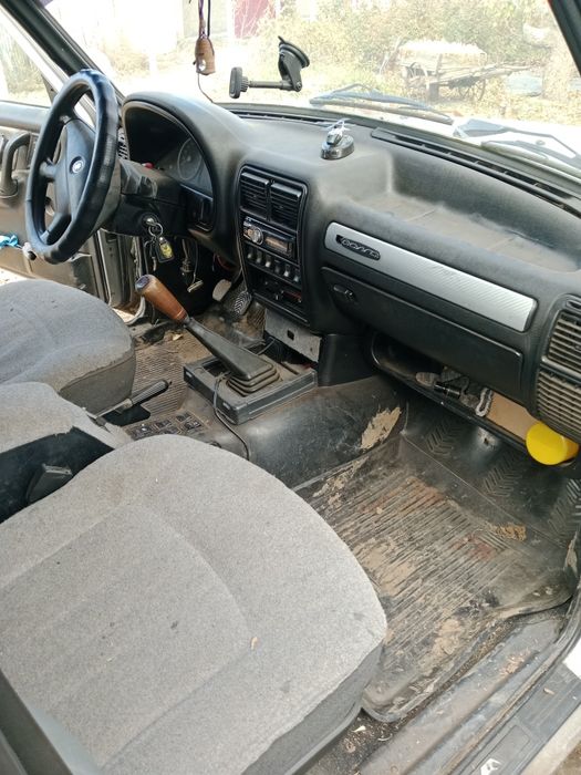 Продам ГАЗ 31105 на запчасти