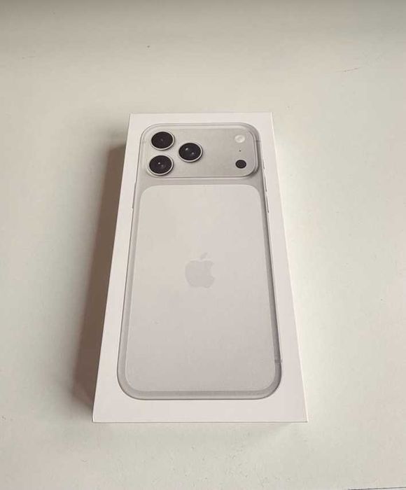 iPhone 17 Pro Max 1TB Silver