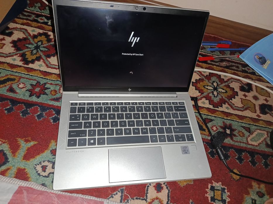 HP nootbuk.qulay