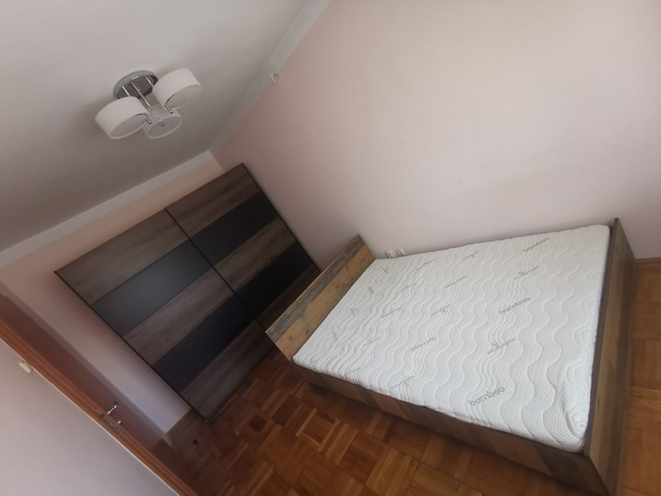 Inchiriez Ap 2 camere zona Podgoria