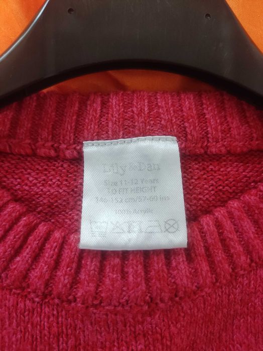 Olx& WhatsApp (146-152) pulover, jacheta, iarna, cu un cerb acrilic