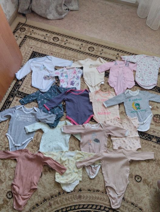 Продам детские вещи