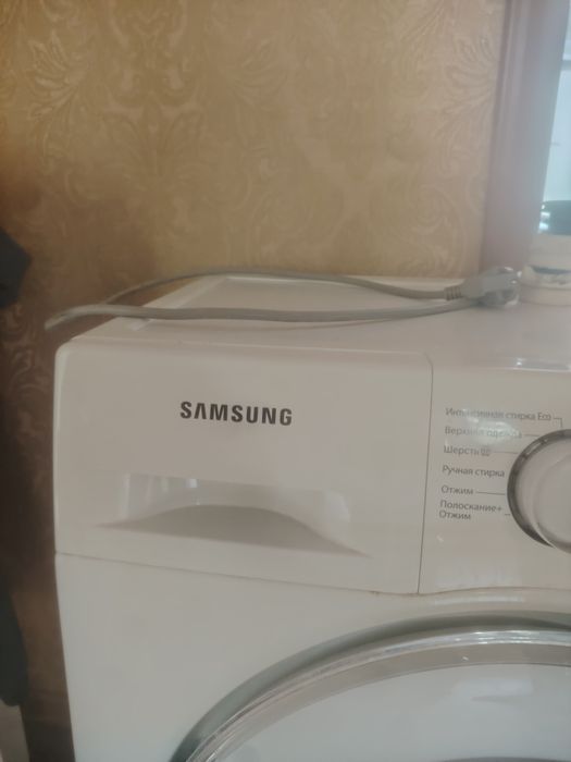 Продаю стиральную машину б/у