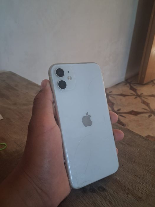 IPhone 11 c гарантий
