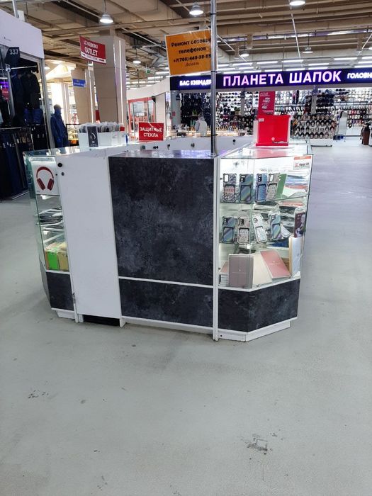 Продам ветрину остравок срочно