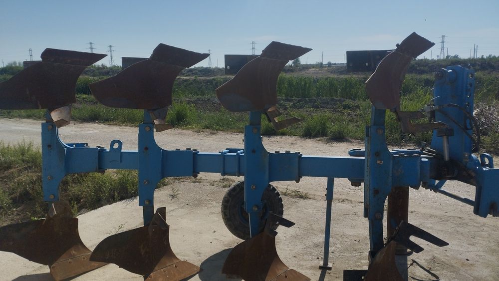 Хар хил турдаги айланма плуглар сотилади