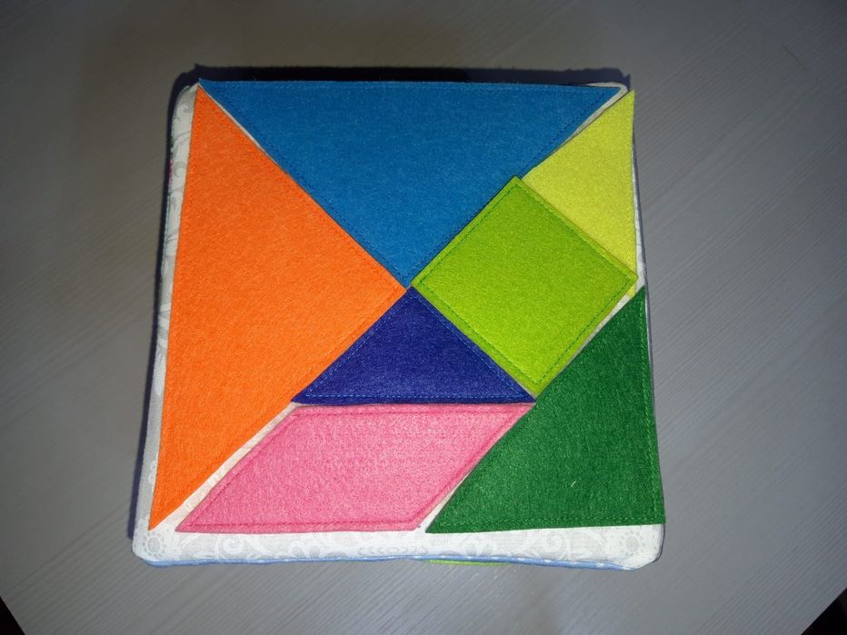 Бизикуб (развивашка)