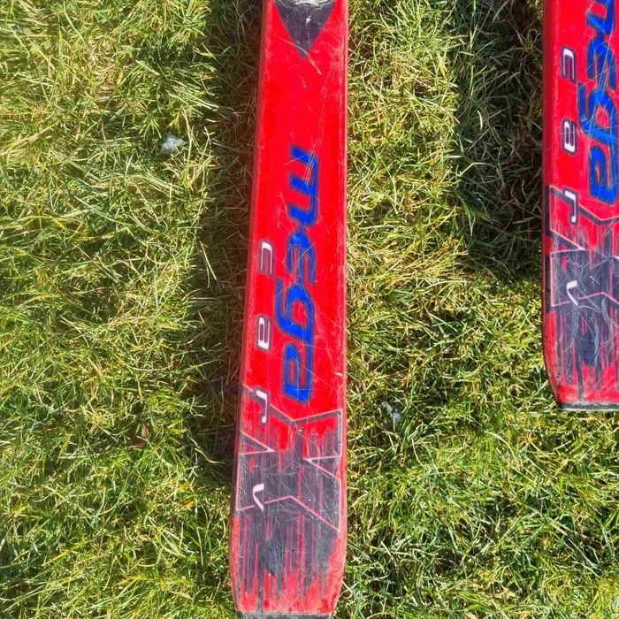 Ски ATOMIC X-series