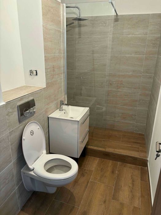 Garsonieră | piața mică | renovată integral | etajul 1