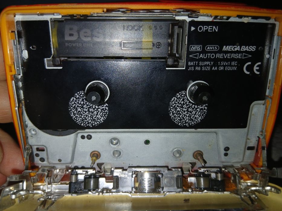 Кассетный плеер Sony Walkman