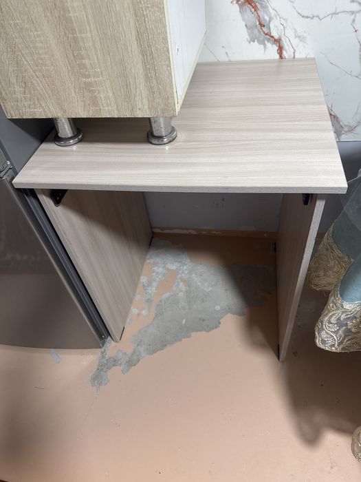 Стол для учебы или рабочий стол
