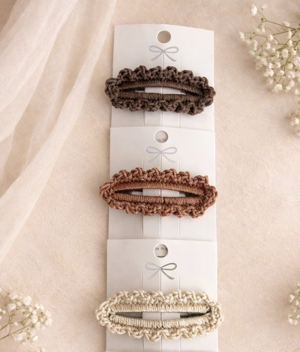 Mărțișor deosebit clama handmade crosetata