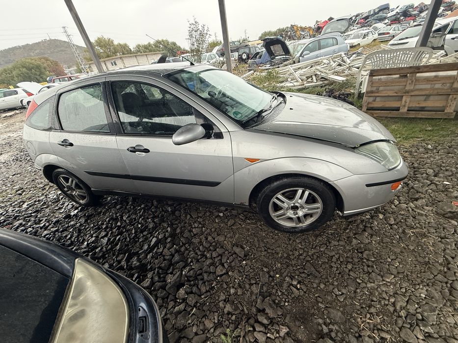 Форд фокус 1.8 114 кс 2000г на части