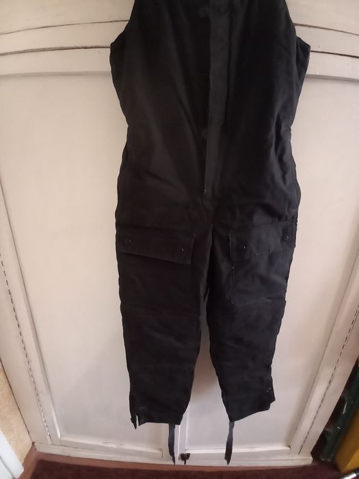 Продаю военный комбинзон лётчик штурман ползунки.