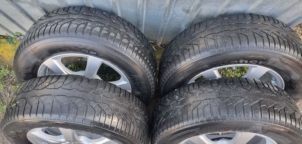 jante originale dacia duster, cu anvelope de iarna 215/65/16