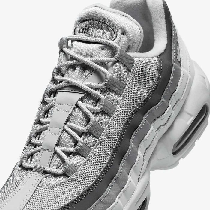 Nike - Air Max 95 'Triple Grey' номер 46 мъжки Оригинал Код 3309