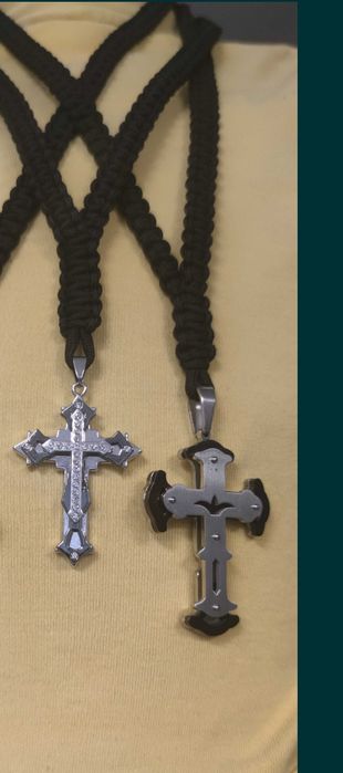 Мъжки плетени гердани