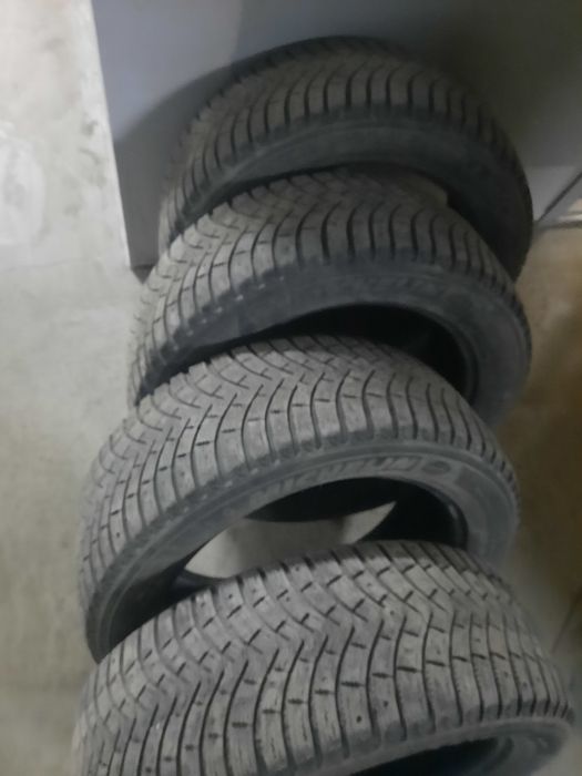 Резина б/у продам Мишлен