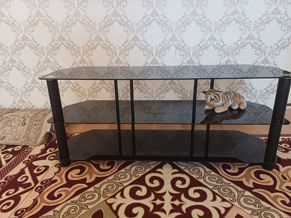 Подставка для телевизора