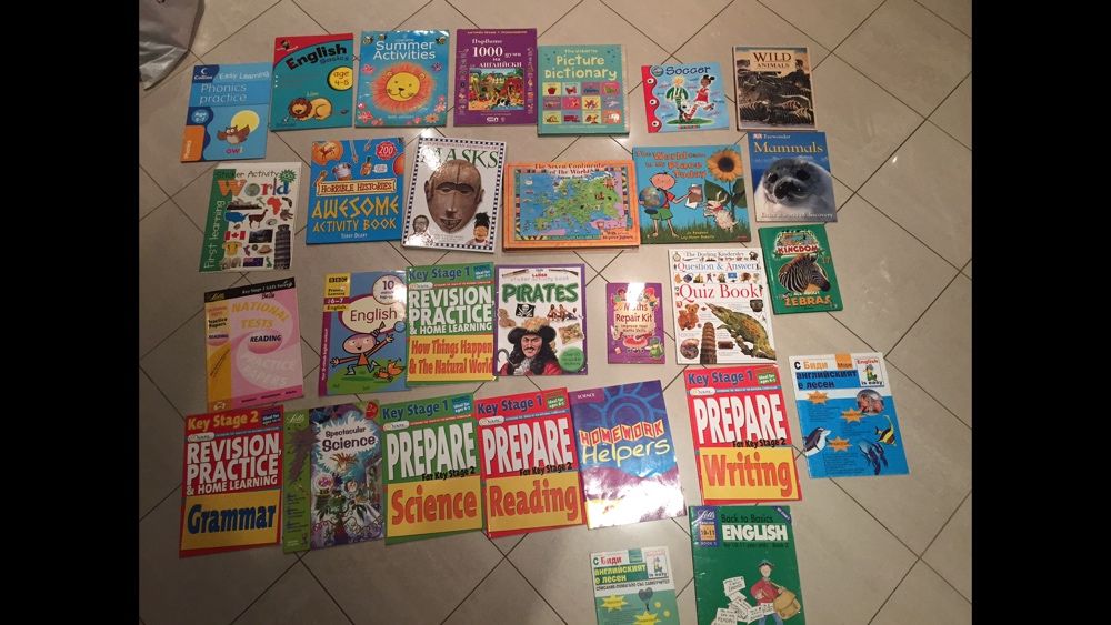 Книжки английски,немски език,часовника,букви,цифри,с прозорчета,пъзел