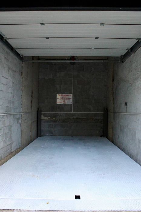 Отдавам под наем 2 подземни паркоместа, гр.Варна ул. Хан Аспарух, №8